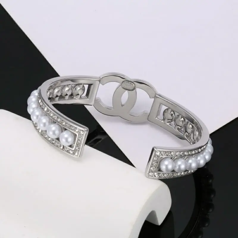 chanel bracelets pour femme s_123470a2